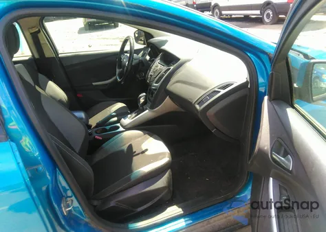 2012 Ford Focus Se z USA, uszkodzony, nr VIN 1FAHP3F25CL182215